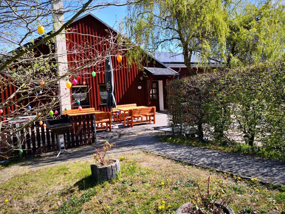 Ferienwohnungen 1 Bis 4 "Pumphut'S Scheune" Lengenfeld  Exterior foto